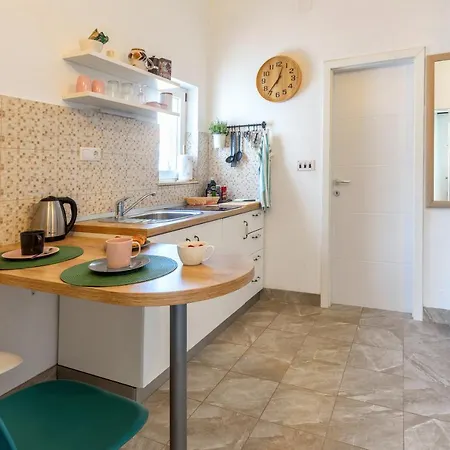 Charming Little Getaway - Hvar