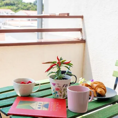 Charming Little Getaway - Hvar * Hvar Town