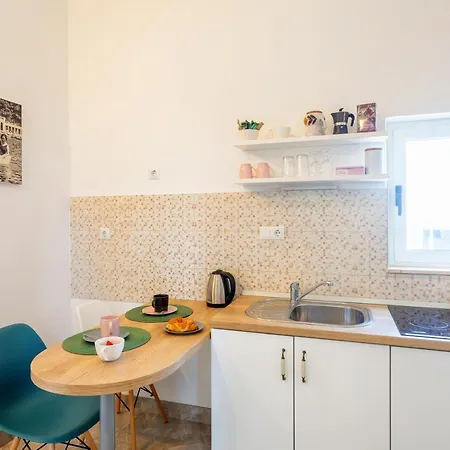 Charming Little Getaway - Hvar